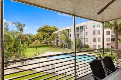 9501 Seagrape Dr #205, Davie, FL 33324 - Photo 12