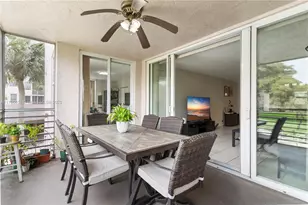 9501 Seagrape Dr, Davie, FL 33324 - Photo 10