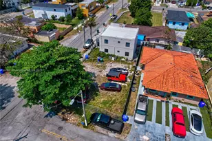 1045 NW 32nd St, Miami, FL 33127 - Photo 10