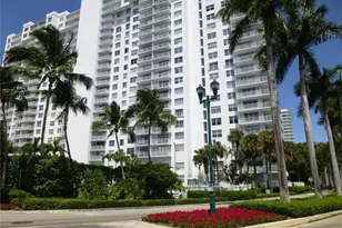 2801 NE 183rd St, Aventura, FL 33160 - Photo 22