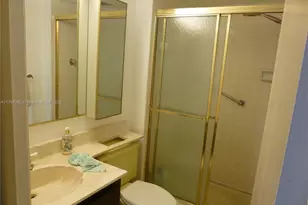 2801 NE 183rd St, Aventura, FL 33160 - Photo 10