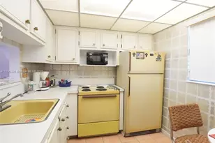 4700 NW 35th St, Lauderdale Lakes, FL 33319 - Photo 20