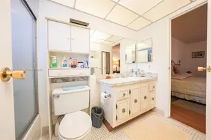 4700 NW 35th St, Lauderdale Lakes, FL 33319 - Photo 10