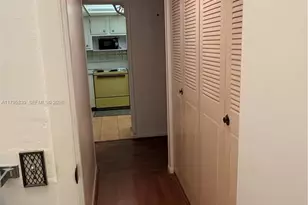 4700 NW 35th St, Lauderdale Lakes, FL 33319 - Photo 16