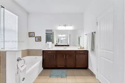 4190 NE 20th St, Homestead, FL 33033 - Photo 16