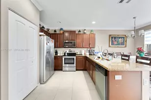 4190 NE 20th St, Homestead, FL 33033 - Photo 4