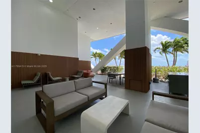 888 Biscayne Blvd #2405, Miami, FL 33132 - Photo 44