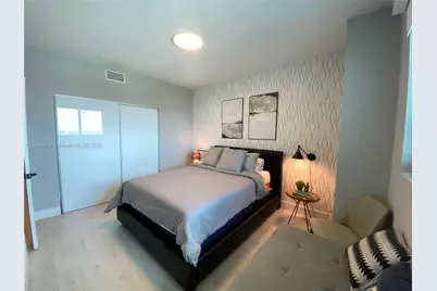 888 Biscayne Blvd #2405, Miami, FL 33132 - Photo 12