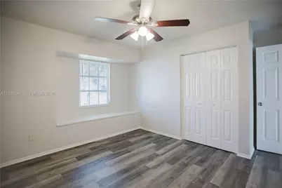 323 NE Midfield Ln, Port Saint Lucie, FL 34983 - Photo 20