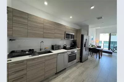 121 NE 34th St #L601, Miami, FL 33137 - Photo 2