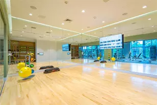 [Address not provided], North Miami Beach, FL 33160 - Photo 38