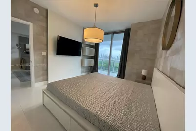 [Address not provided], North Miami Beach, FL 33160 - Photo 10