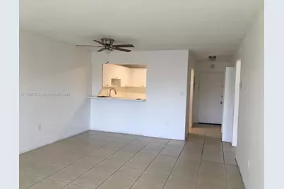 6950 Miami Gardens Dr #2-411, Hialeah, FL 33015 - Photo 6