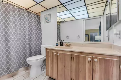 3321 NW 47th Ter #330, Lauderdale Lakes, FL 33319 - Photo 18