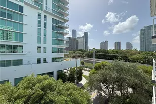 126 SW 17th Rd, Miami, FL 33129 - Photo 14