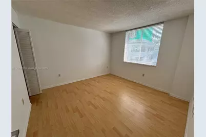 126 SW 17th Rd #505, Miami, FL 33129 - Photo 4
