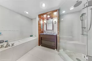 6801 Collins Ave, Miami Beach, FL 33141 - Photo 10