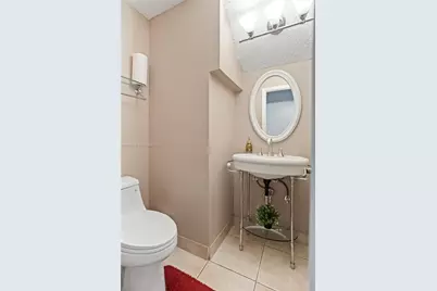 1051 SW 95th Ter, Pembroke Pines, FL 33025 - Photo 20