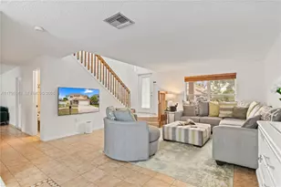1051 SW 95 Terrace, Pembroke Pines, FL 33025 - Photo 10
