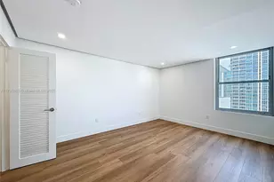 2899 Collins Ave, Miami Beach, FL 33140 - Photo 20