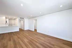 2899 Collins Ave, Miami Beach, FL 33140 - Photo 18