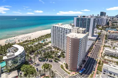 2899 Collins Ave #1218, Miami Beach, FL 33140 - Photo 2