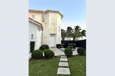 6801 NW 113th Ct, Doral, FL 33178 - Photo 4