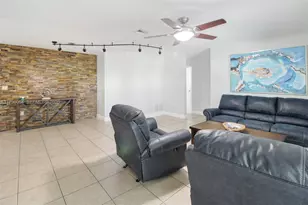 20121 SW 79th Ave, Cutler Bay, FL 33189 - Photo 4