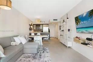 55 SE 6th St, Miami, FL 33131 - Photo 2