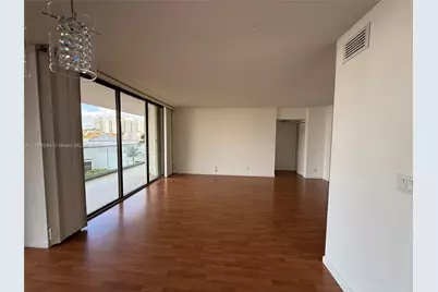 19707 Turnberry Way #5C, Aventura, FL 33180 - Photo 1