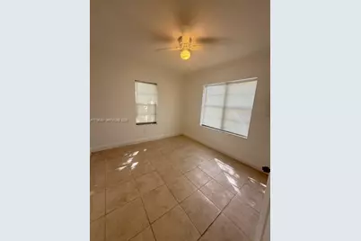 3698 William Ave #5, Miami, FL 33133 - Photo 4