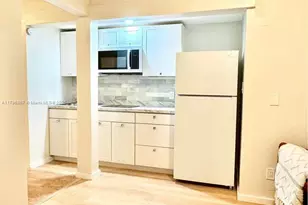 2731 Cypress Ave, Miramar, FL 33025 - Photo 4