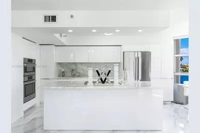 19195 NE 36th Ct #201, Aventura, FL 33180 - Photo 14