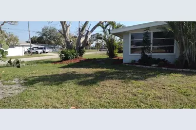 368 Tihami Rd, Other City - In The State Of Florida, FL 34293 - Photo 16
