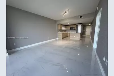 16385 Biscayne Blvd #1806 +1 parking, North Miami Beach, FL 33160 - Photo 4