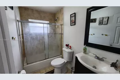 6881 Sheridan St, Hollywood, FL 33024 - Photo 16