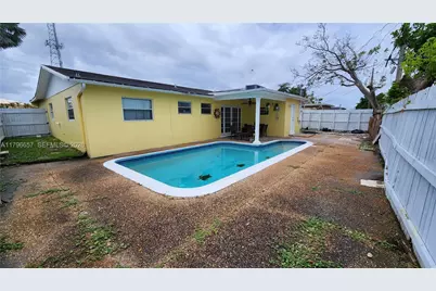 6881 Sheridan St, Hollywood, FL 33024 - Photo 26