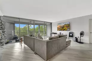 1301 NE 191st St, Miami, FL 33179 - Photo 12