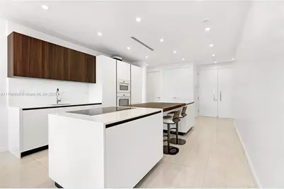 100 S Pointe Drive #903, Miami Beach, FL 33139 - Photo 8