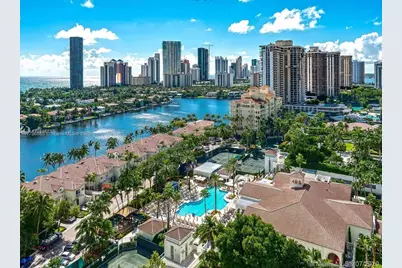 20165 NE 39 Pl #403, Aventura, FL 33180 - Photo 2