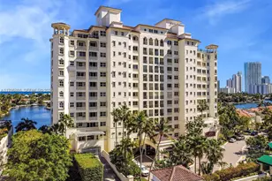 20165 NE 39th Pl, Aventura, FL 33180 - Photo 2