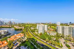 20165 NE 39th Pl, Aventura, FL 33180 - Photo 40