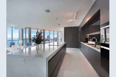 851 NE 1st Ave #PH5011, Miami, FL 33132 - Photo 8