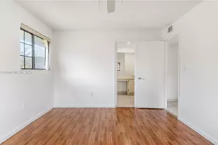 20680 NE 4th Ct, Miami, FL 33179 - Photo 24