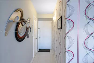 16900 NE 14th Ave #201, North Miami Beach, FL 33162 - Photo 12