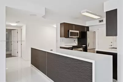 800 NE 195th St #204, Miami, FL 33179 - Photo 1