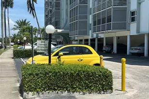 400 Diplomat Pkwy, Hallandale Beach, FL 33009 - Photo 36