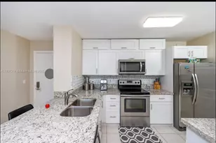 19999 E Country Club Dr, Aventura, FL 33180 - Photo 6