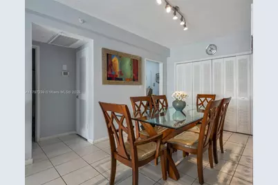 5601 Collins Ave #615, Miami Beach, FL 33140 - Photo 12