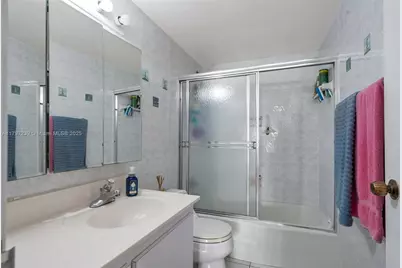 5601 Collins Ave #615, Miami Beach, FL 33140 - Photo 22